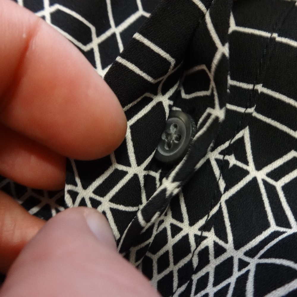 Banana Republic Button Up Geometric Print Blouse - Picture 2 of 6